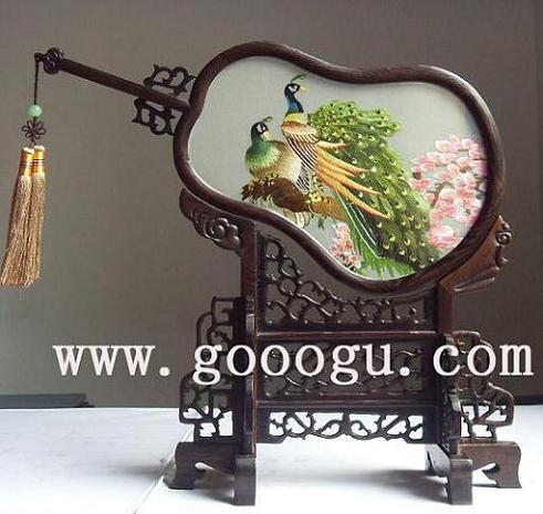 孔雀雙面繡，蘇繡孔雀圖案，手工刺繡精品